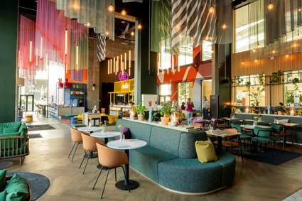 Ibis Styles lounge 