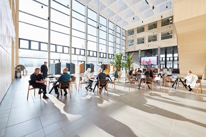 atrium-sweco-spisende-medarbejdere-københavn-denmark