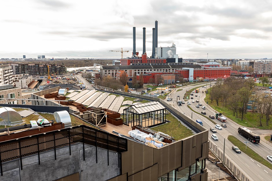 cph Highline-skanska-havneholmen-tagterrasse-med-udsigt-hc-ørsted-værket